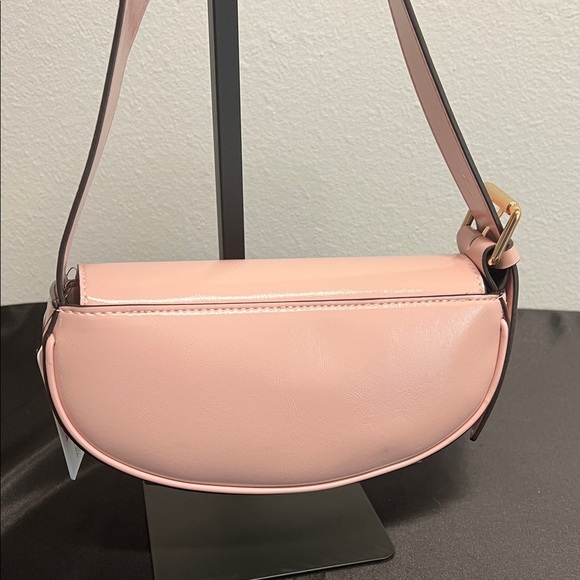 Guess | Blush Pink Shoulder Bag - Picture 7 of 11
